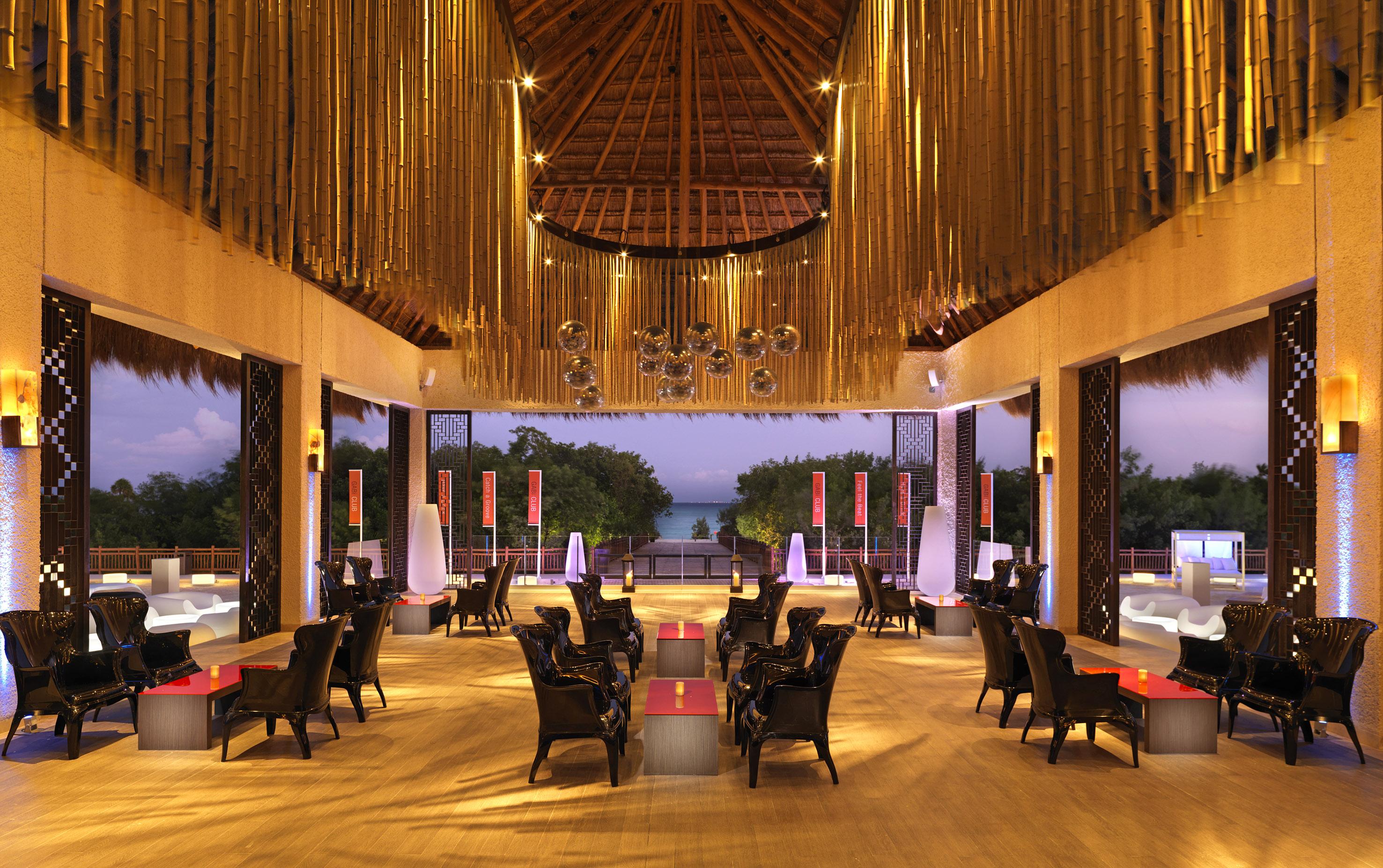 Royal Service At Paradisus La Perla (Adults Only) 普拉亚卡门 外观 照片
