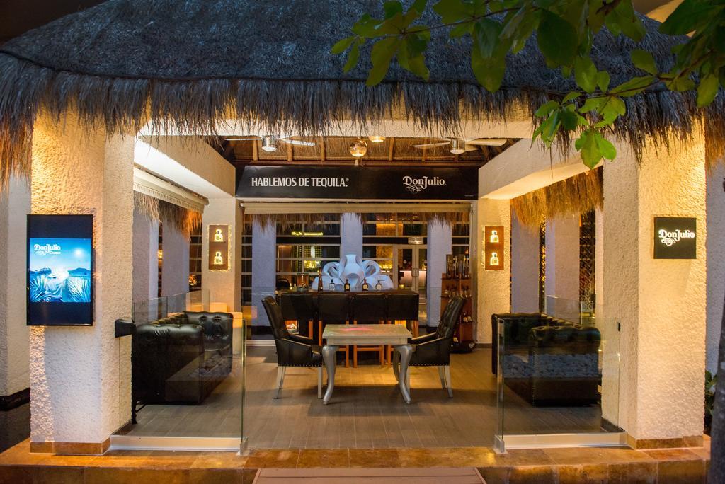 Royal Service At Paradisus La Perla (Adults Only) 普拉亚卡门 外观 照片