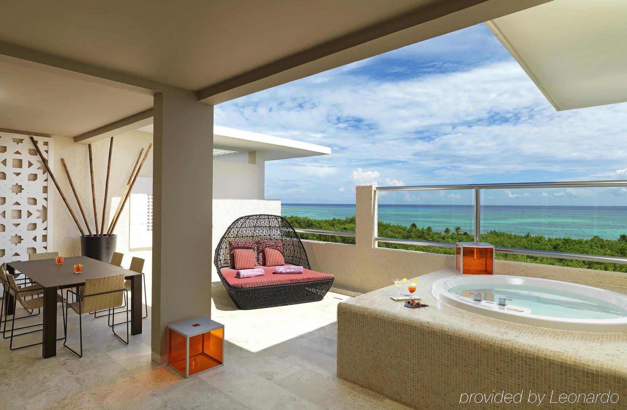 Royal Service At Paradisus La Perla (Adults Only) 普拉亚卡门 外观 照片