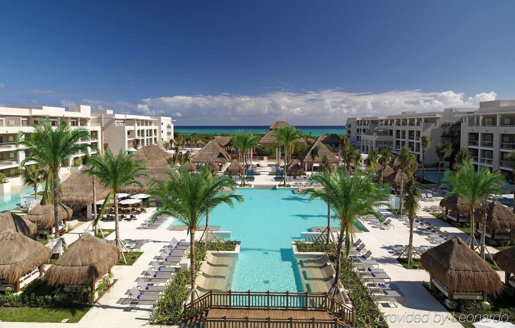 Royal Service At Paradisus La Perla (Adults Only) 普拉亚卡门 外观 照片